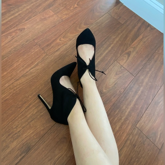 ALDO Black Faux Suede Pointed Lace-Up Ankle High Heels - Picture 2 of 13